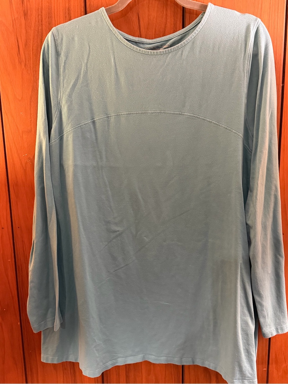 Coolibar Light Blue Women's Long Sleeve Crew Tee